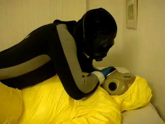 Gasmask Sex 1 Part 2 - Part 2 of 2.
i'm fucking my girlfriend while she's bound to the bed.