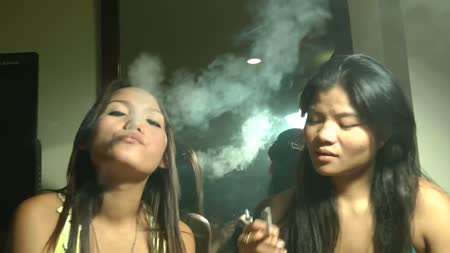 Breathe This Videos - Roxy Glam Smoke To Mirror Breathe This Videos - Roxy Glam Smoke To Mirror